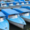 Bei wechselhaftem Wetter liegen die Boote am Steinhuder Meer im Hafen