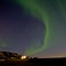 Polarlichter ziehen in kühnem Bogen über unseren Stellplatz