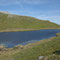 Blauer Bergsee auf dem Vegglifjell