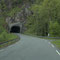 Und dann wieder durch lange Tunnels