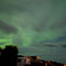 Selbst hinter der Wolkendecke wirken die Polarlichter sehr eindrucksvoll