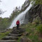 Jürgen auf dem Weg zum oberen Wasserfall des Svandalsfossen