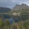Wir genießen die Aussicht auf den Tjongsfjord