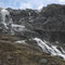 Tosender Wasserfall am Abstieg vom Sognefjellet