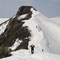 笈ケ岳の頂上は雪がありません。見晴抜群。