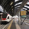 in Milano, Schweizer S-Bahn fährt ein