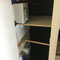 Der Wandschrank bekommt seine Böden - hier noch der Halter links im Trockenvorgang...  Stand 23.08.19