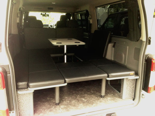 Nv350キャラバン用 両面跳ね上げベッド トランポプロ 関東地区代理店 トランポ関東のホームページ