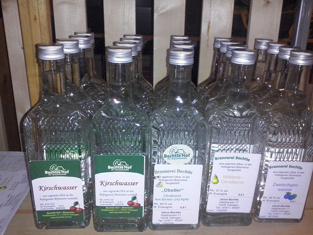 Obstbrände aus eigenem Streuobst - Bechtle Hof