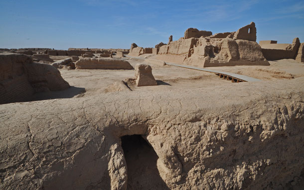 中国の世界遺産「大足石刻」、宝頂山の磨崖仏群