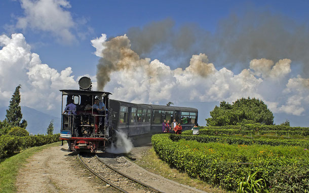 世界遺産「インドの山岳鉄道群（インド）」、ダージリン＝ヒマラヤ鉄道