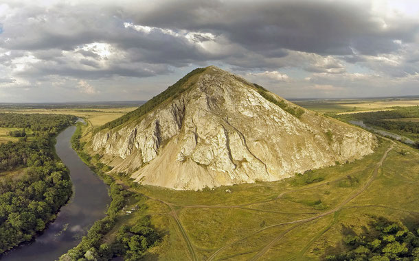 ロシアの世界遺産候補地「トラタウ、クシュタウ及びユラクタウのバシキール・シハン群」、ユラクタウの白亜の丘=シハン