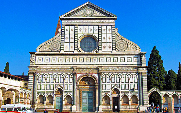 イタリア、ルネサンス、建築描画集 Amazon.co.jp: イタリア・ルネサンスの建築 : クリストフ