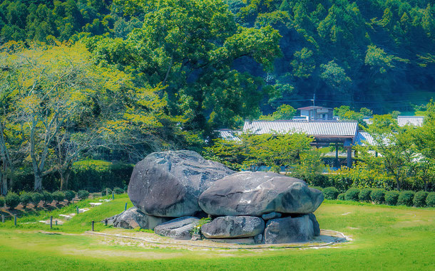 日本の世界遺産候補地「飛鳥・藤原の宮都」、石舞台古墳