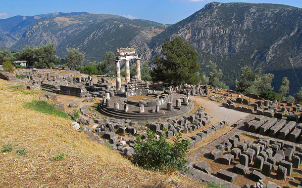 世界遺産「デルフィの古代遺跡(ギリシア)」、円形神殿・トロス