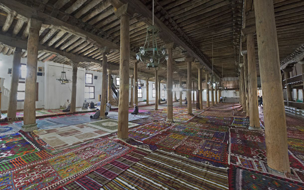 トルコの世界遺産「中世アナトリアの木造多柱式モスク群」、シヴリヒサル・ウル・モスク