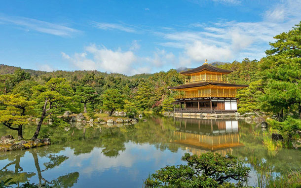 世界遺産「古都奈良の文化財(日本)」、鹿苑寺・舎利殿、金閣