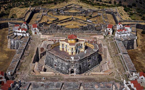 世界遺産「国境防備の町エルヴァスとその要塞群（ポルトガル）」のグラサ要塞