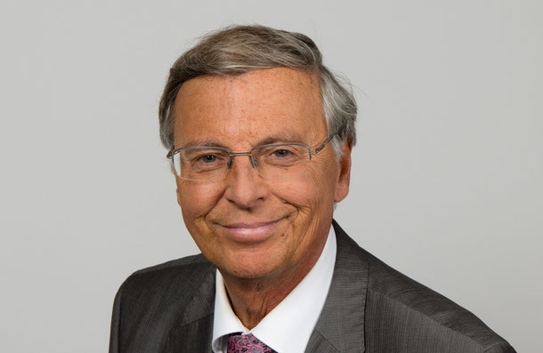 „2014-09-11 - Wolfgang Bosbach MdB - 7946“ von Foto: Sven Teschke /. Lizenziert unter CC BY-SA 3.0 de über Wikimedia Commons - https://commons.wikimedia.org/wiki/File:2014-09-11_-_Wolfgang_Bosbach_MdB_-_7946.jpg#/media/File:2014-09-11_-_Wolfgang_Bosbach_M
