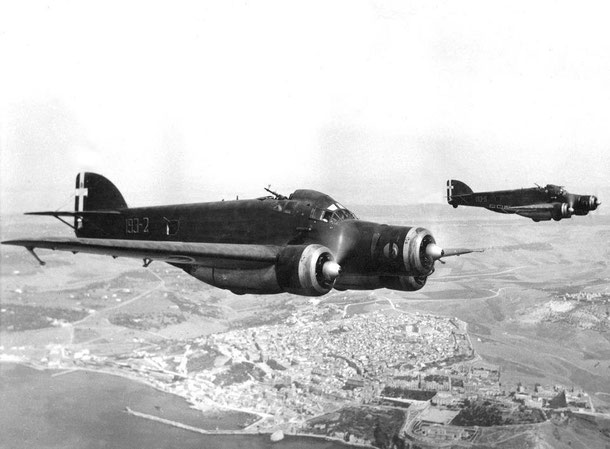 Savoia - Marchetti SM79 "Sparviero" - (Foto: sciaccaunavolta.altervista.org)
