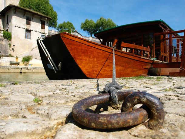 Nérac - a typical boat on the Baïse River