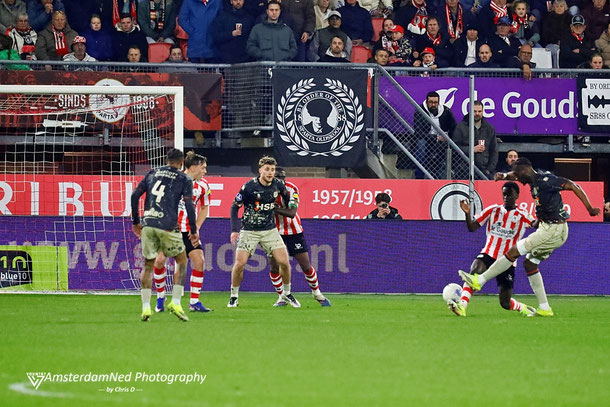 Drie sterkhouders in beeld, vanavond nog slechts 45 min. beschikbaar.....