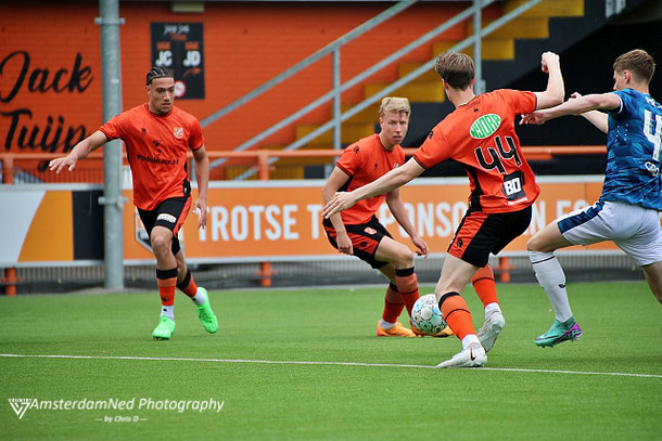 Enkele Jong FC Volendam (u21) "strijders", die zich na een goede wedstrijd, niet konden belonen.....