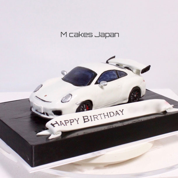 “Porsche 911 GT3” Car Cake. #2018 #911 #911gt3 #porsche #porsche911 #carcake #3dcake #porschecake #sculptedcake #ポルシェ911 #ポルシェケーキ #車ケーキ #2018年モデル #3dケーキ