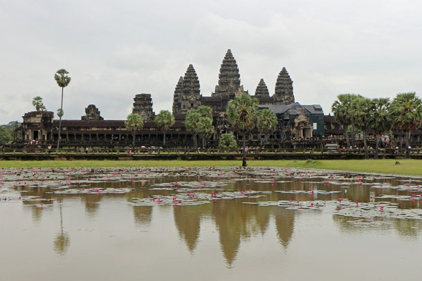 Teilansicht der Tempelanlage von  Angkor Wat, erbaut 1113 bis 1150 von König Suryavarman II.