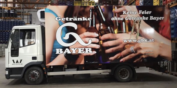 Kühl LKW Getränkeparadies Getränke Bayer Königsbrunn am Wagram Tulln Getränkehandel Getränkelieferant Bier Wein Schnaps Keine Feier ohne Getränke Bayer Feste Feiern Party Zelt Fest Feuerwehrfest