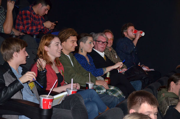 Die Jury des Jugendfilmfestivals 2014 bei der "Arbeit".