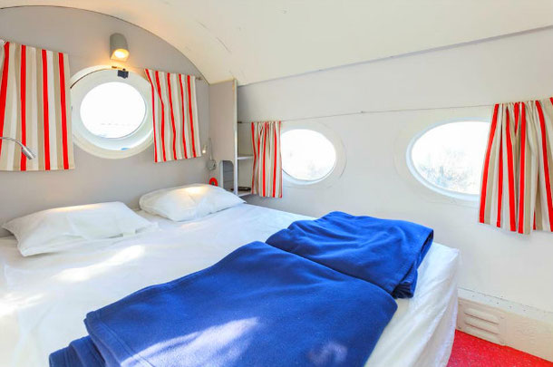 Bedroom in the airplane house on airbnb