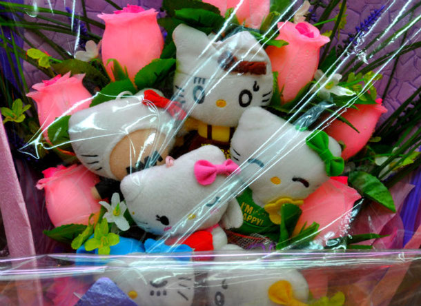 Hello Kitty Flowers 