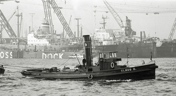 CLAUS D. towing 14.4.1971. Foto Arnold Kludas