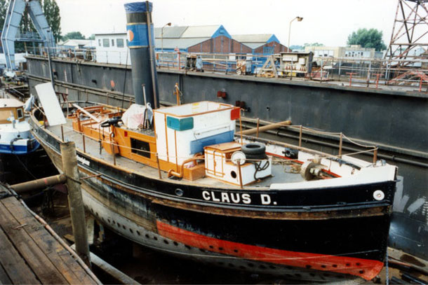 in drydock at Jugend in Arbeit, 1996. Foto Björn Nicolaisen