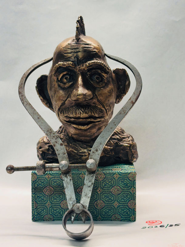 Headache about our world, bronze and steel, 17 x 10 cm, 2026/25
