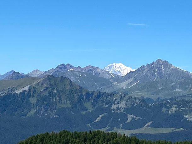 spunta anche il Monte Bianco, oggi vedremo tutti i 4000 Valdostani