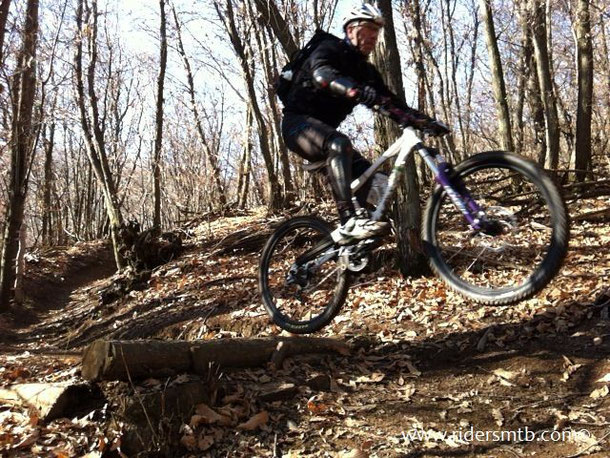 la Commencal Marzocchiata di Enzo è uno spettacolo!!! Grazie Marco