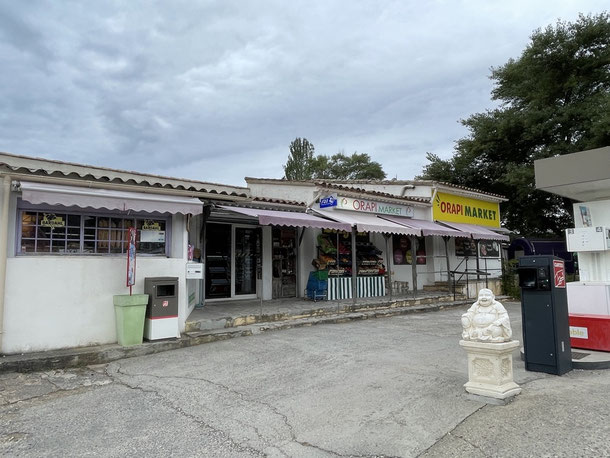 Orapimarkt - Tankstelle mit Lebensmittelladen, Service für Wohnmobile und Angelzubehör