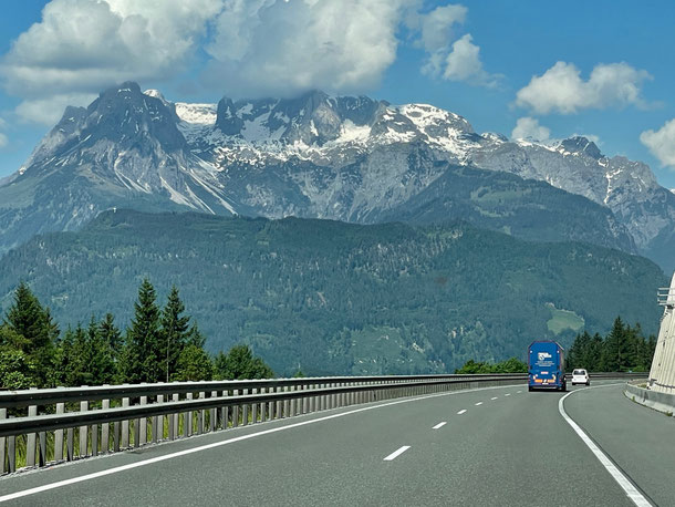Rückweg auf der Tauernautobahn - ein tolles Erlebnis mit gigantischen Bergpanoramen