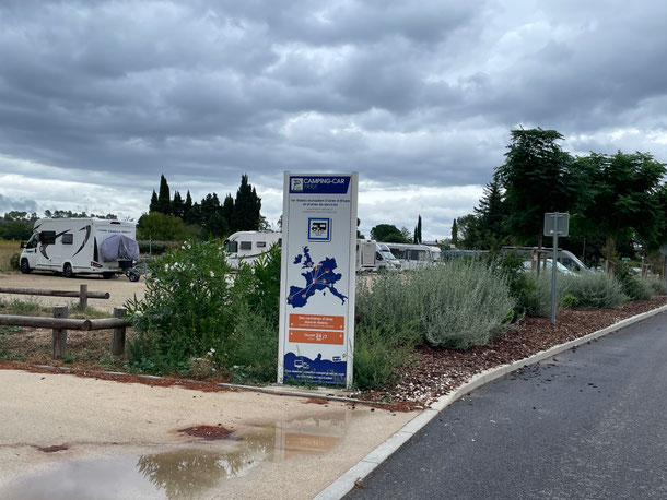 Wohnmobil-Stellplatz im Ort Le Val 