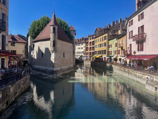 Palais de l´Île in Annecy - früher Burg & Gefängnis, heute ein Museum 