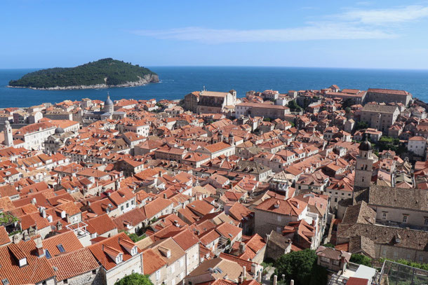 Dubrovnik - vom höchsten Punkt der Stadtmauer aus 