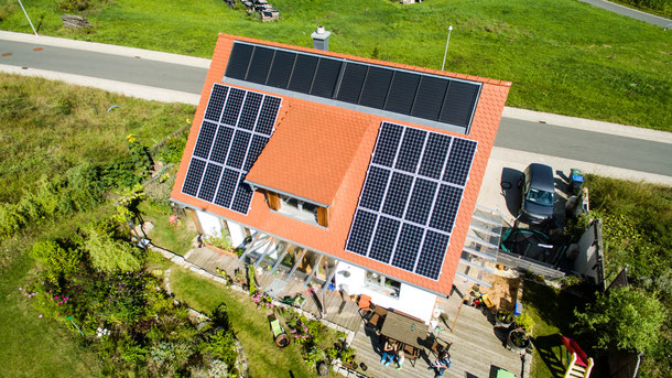 Schlüsselfertige Photovoltaikanlage © iKratos