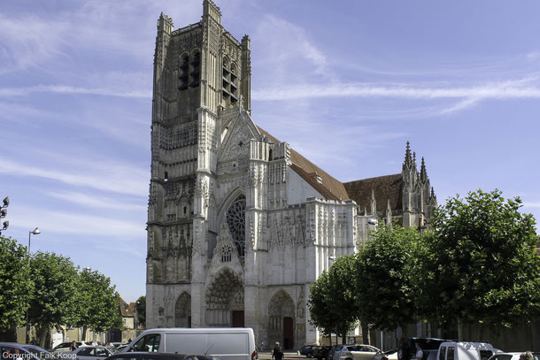 Bild: Die gotischen Cathédrale Saint-Étienne in Auxerre im Département Yonne in Frankreich