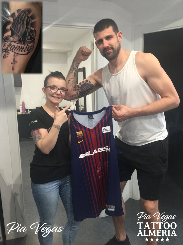 Pia Vegas und FC Barcelona Basketball