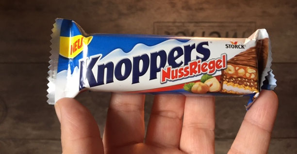 wie schmeckt Knoppers NussRiegel nach halb zehn in Deutschland?