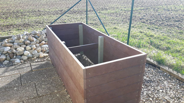 Hochbeet aus Recyclingkunststoff in Oberasbach - in Farbe Braun