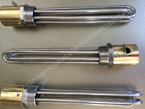 Tapón macho, inoxidable (hueco) con 3 elementos en forma de "U", con caja de conexión.