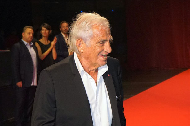 Jean-Paul Belmondo, sur le tapis rouge, lors de la cérémonie d'ouverture du Festival Lumière 2018 - Lyon - Photo © Anik Couble